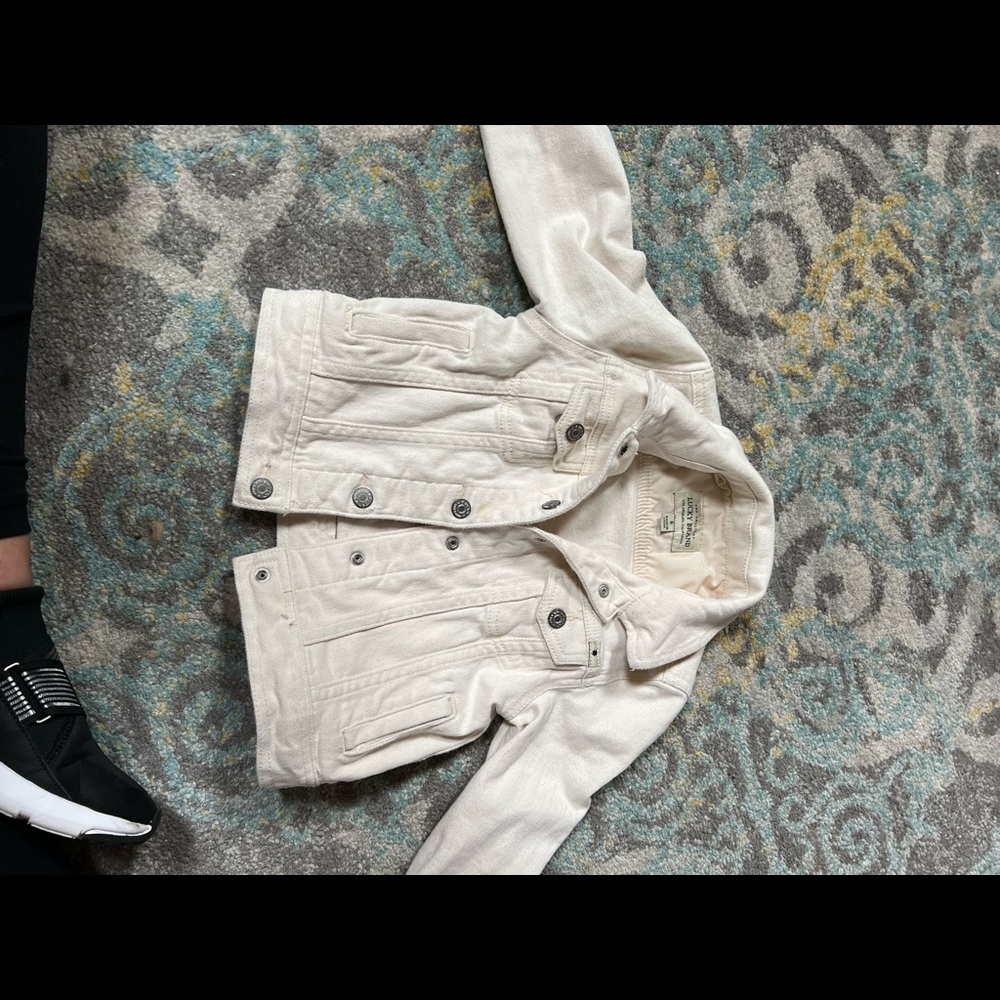 Super cute like new Lucky jean jacket